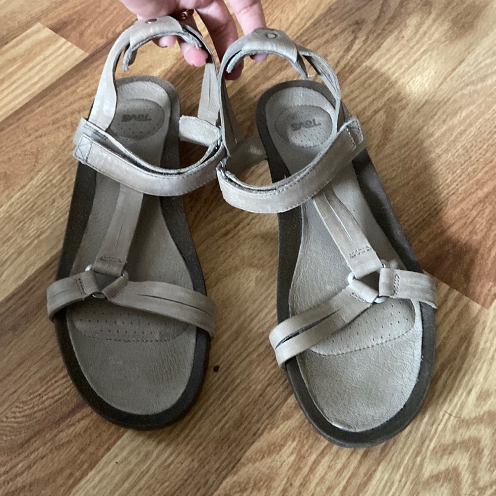 Teva Ventura Sandal Size 11